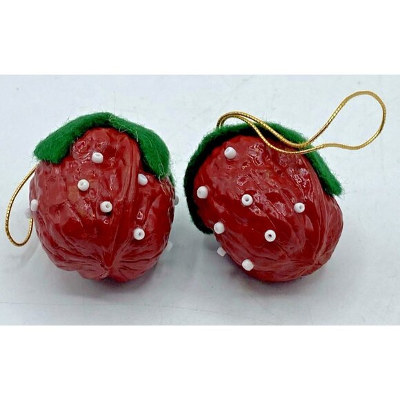 2 Vintage Christmas Tree Ornaments Handmade Strawberry Nut Shell Rustic Holiday - Picture 7 of 7